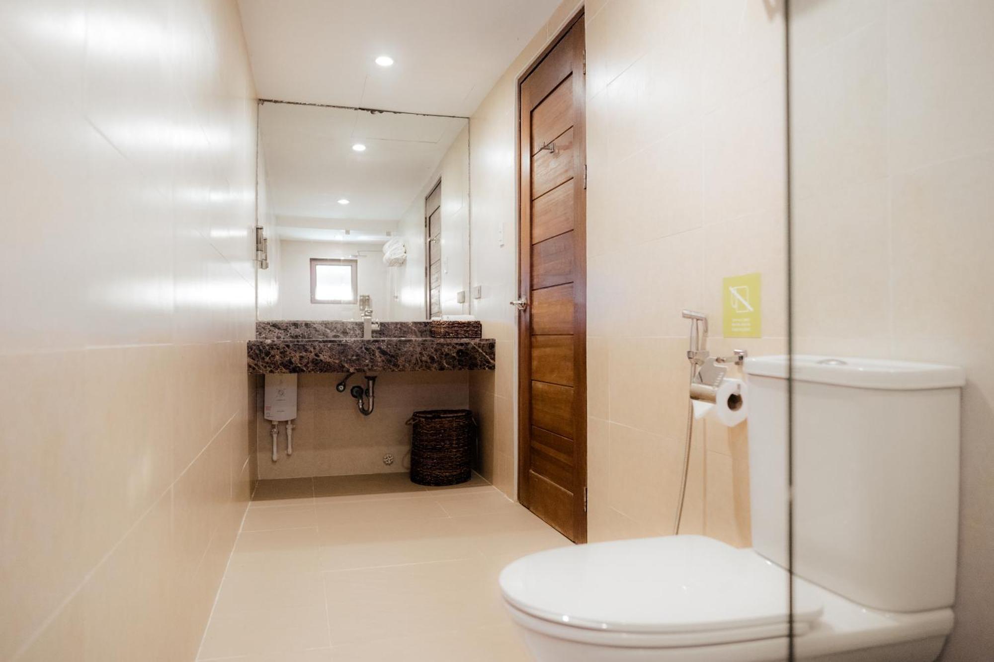 Balay Kogon Hotel Carles Ngoại thất bức ảnh