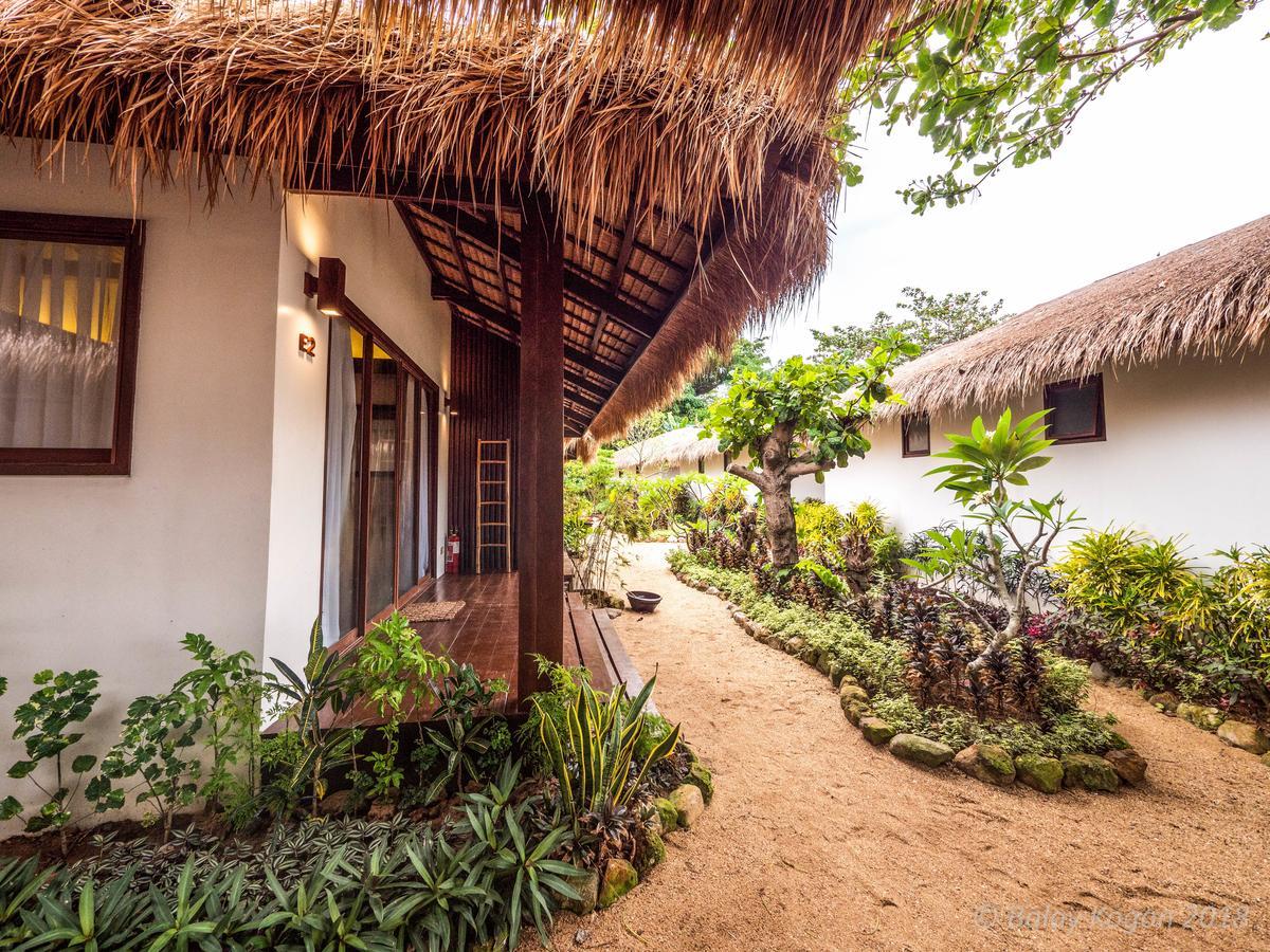 Balay Kogon Hotel Carles Ngoại thất bức ảnh